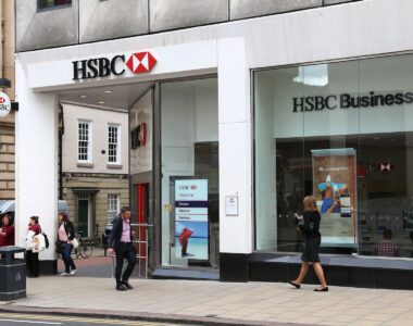 HSBC cuts rates across entire mortgage range